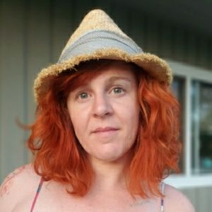 Meet your Posher, Mara